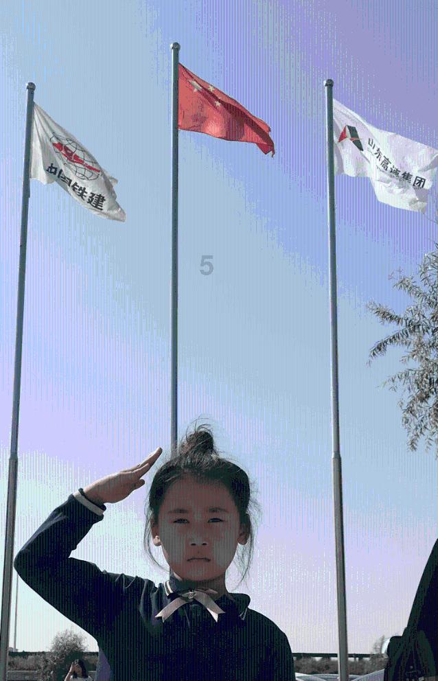 怎样才能让女孩主动找自己聊天？游戏画面